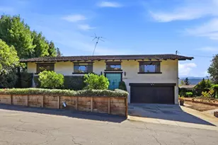 17852 Andrews St, Monte Sereno, CA 95030 - Photo 2