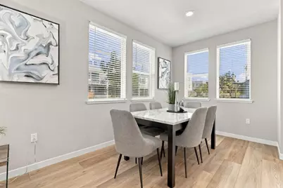 5731 Synergy Ct, San Jose, CA 95119 - Photo 16