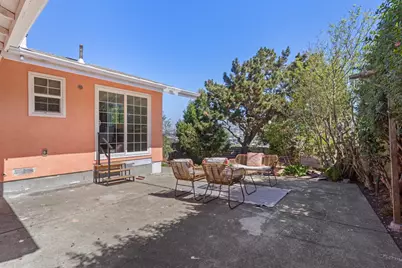 1716 Louvaine Dr, Daly City, CA 94015 - Photo 32