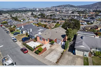 1716 Louvaine Dr, Daly City, CA 94015 - Photo 40