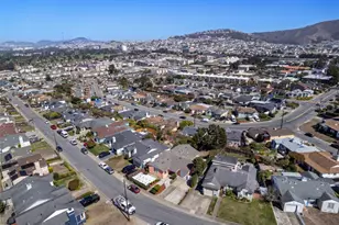 1716 Louvaine Dr, Daly City, CA 94015 - Photo 38