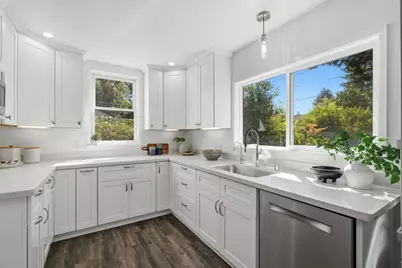 4102 Verdosa Dr, Palo Alto, CA 94306 - Photo 12