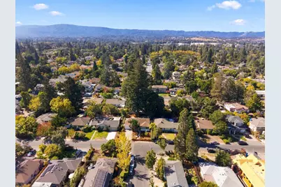 4102 Verdosa Dr, Palo Alto, CA 94306 - Photo 36