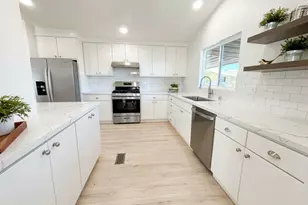 118 Chateau La Salle Dr, San Jose, CA 95111 - Photo 2