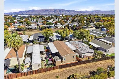 406 Los Encinos Ave 406, San Jose, CA 95134 - Photo 42