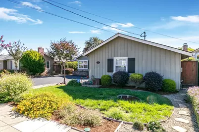 2129 Belmont Ave, San Carlos, CA 94070 - Photo 2