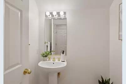 442 Whisman Park Dr, Mountain View, CA 94043 - Photo 16