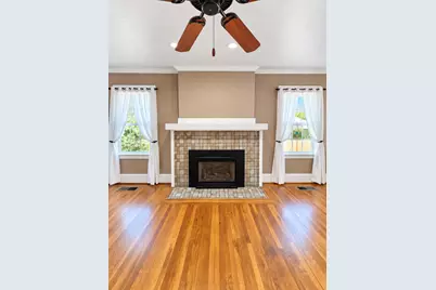 1030 W Rose St, Stockton, CA 95203 - Photo 4