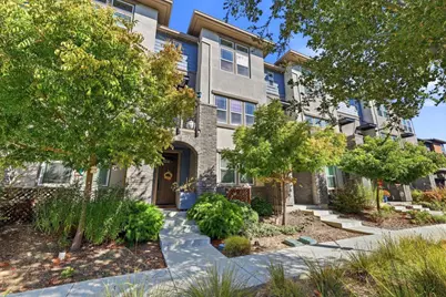 561 San Pasqual Ter 4, Sunnyvale, CA 94085 - Photo 2