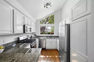 706 Newport Cir, Redwood City, CA 94065 - Photo 10