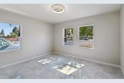 1087 Souza St, Turlock, CA 95380 - Photo 8