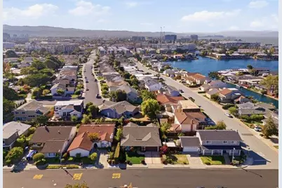 1195 Balclutha Dr, Foster City, CA 94404 - Photo 46
