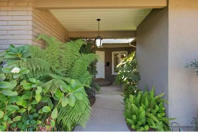 1195 Balclutha Dr, Foster City, CA 94404 - Photo 4