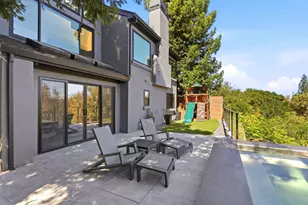 22348 McClellan Rd, Cupertino, CA 95014 - Photo 26