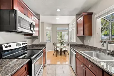 8035 Mountain View Dr A, Pleasanton, CA 94588 - Photo 8