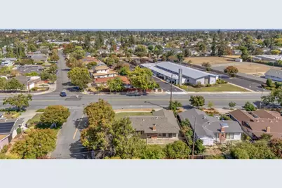 6990 Bollinger Rd, San Jose, CA 95129 - Photo 34