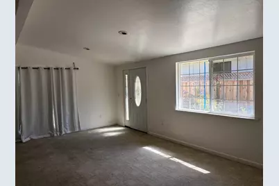 10534 Sterling Blvd, Cupertino, CA 95014 - Photo 12
