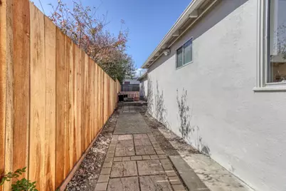 12 Graystone Dr, South San Francisco, CA 94080 - Photo 32
