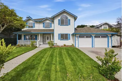 624 Highland Ave, Half Moon Bay, CA 94019 - Photo 2