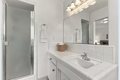 796 Lawrence Dr, Gilroy, CA 95020 - Photo 28