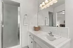 796 Lawrence Dr, Gilroy, CA 95020 - Photo 28