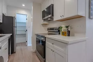 410 Auburn Way 19, San Jose, CA 95129 - Photo 6