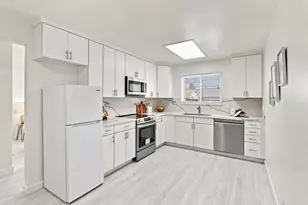 3935 Edenwood Dr, San Jose, CA 95121 - Photo 10