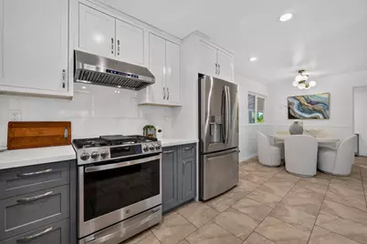 1443 Hollenbeck Ave, Sunnyvale, CA 94087 - Photo 14