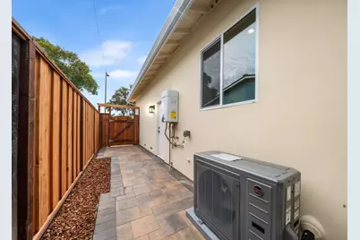 2477 Amethyst Dr, Santa Clara, CA 95051 - Photo 42