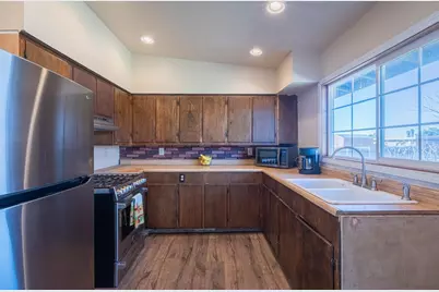 757 Middlefield Rd, Salinas, CA 93906 - Photo 38