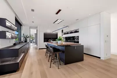 950 Macadamia Dr, Hillsborough, CA 94010 - Photo 14