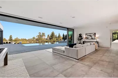 950 Macadamia Dr, Hillsborough, CA 94010 - Photo 40