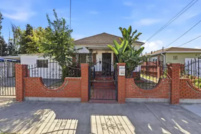 5619 Harmon Ave, Oakland, CA 94621 - Photo 2
