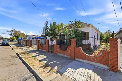 5619 Harmon Ave, Oakland, CA 94621 - Photo 6