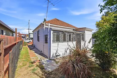 5619 Harmon Ave, Oakland, CA 94621 - Photo 34