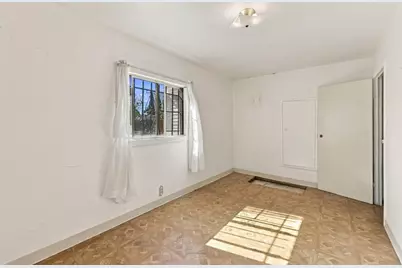 5619 Harmon Ave, Oakland, CA 94621 - Photo 24