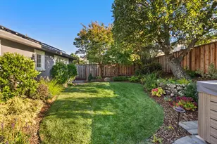 30 Yorkshire Ln, Redwood City, CA 94062 - Photo 46