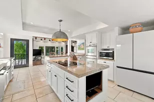 881 Sunkist Ct, Redding, CA 96001 - Photo 24