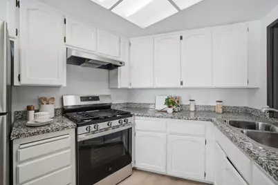 7126 Clarendon St, San Jose, CA 95129 - Photo 14