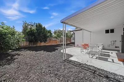 38879 Jonquil Dr, Newark, CA 94560 - Photo 46