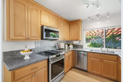 1309 Dentwood Dr, San Jose, CA 95118 - Photo 14
