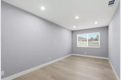 2121 Francis Ave, Santa Clara, CA 95051 - Photo 34