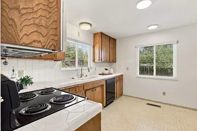 131 Woodcrest Pl, Santa Cruz, CA 95065 - Photo 14