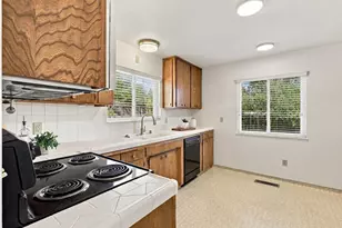 131 Woodcrest Pl, Santa Cruz, CA 95065 - Photo 14