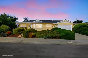 131 Woodcrest Pl, Santa Cruz, CA 95065 - Photo 2
