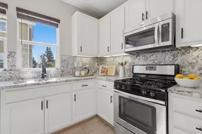 403 S Hummingbird Ln, San Mateo, CA 94402 - Photo 10