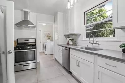 1681 Hanchett Ave, San Jose, CA 95128 - Photo 16