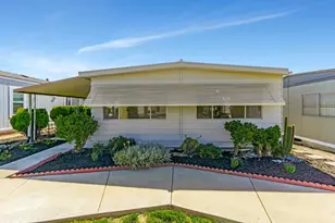 2097 Dalis Garden Dr 79, Concord, CA 94518 - Photo 2