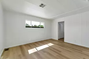 2097 Dalis Garden Dr 79, Concord, CA 94518 - Photo 18