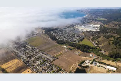 1575 Mizzen Ln, Half Moon Bay, CA 94019 - Photo 38